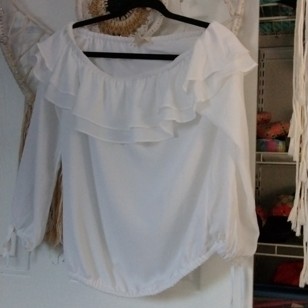 A Michael kors dress shirt size p